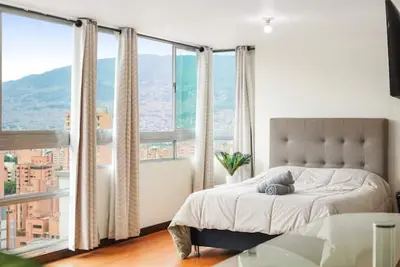 Image de 18th floor penthouse loft Amazing view in Laureles\n