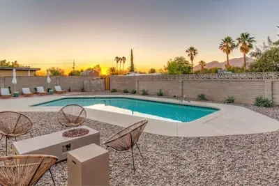 Image de Pet Friendly Tucson Winter Escape : Firepit • Hiking • Mountain Views