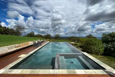 Image de Secluded Mountaintop Sanctuary on 263 Acres - 20 Minutes to Granite Belt