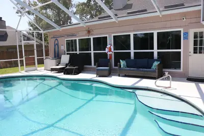 Image de A Little Southwest in the Southeast! Great Pool Home in Jacksonville!