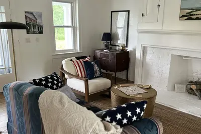Image de The Farmhouse at Saratoga - H1 Vintage - King Bed