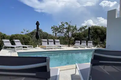 Image de Villa de standing avec vue imprenable sur la baie de Calvi