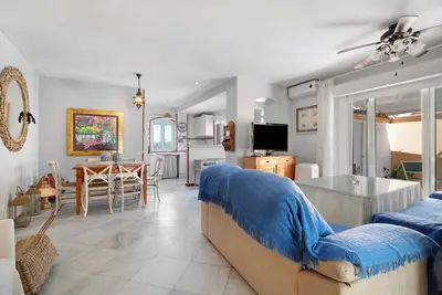 Image de Appartement 'Magnifico Piso En La Playa' avec vue sur la mer, terrasse privée et Wi-Fi
