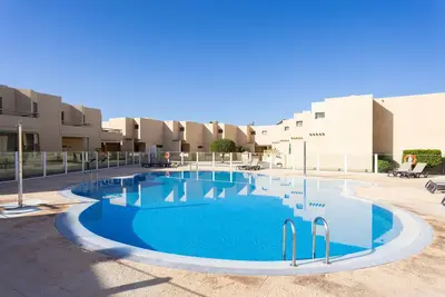 Image de Maison de vacances \"La Tejita Beach House\" avec vue sur les montagnes, piscine partagée et Wi-Fi
