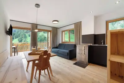 Image de Appartement \"Herrischner 1\" avec vue sur les montagnes, terrasse privée et Wi-Fi