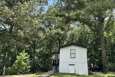 Image de Modern 2 bed Home 10 mins from Dtown Gainesville