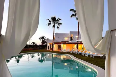 Image de Maison de vacances Sant Antoni de Portmany pour 1 - 10 personnes avec 5 chambres à coucher - Maison