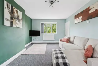 Image de Spacious 3 Bed Semi Detached House in Oxford for Upto 7 Guests