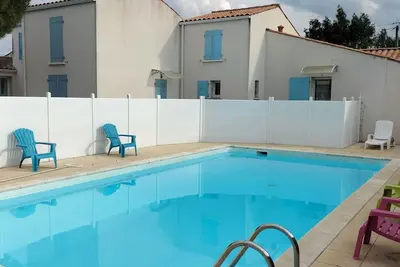 Image de Maison de Vacances sur L'ile D'oléron Avec Piscine