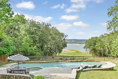 Image de Above Escape Lt I Lake Travis I Pool&Spa I Services I Pets