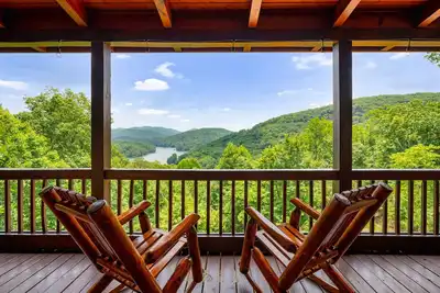 Image de Comfortably Numb- Blue Ridge Ga