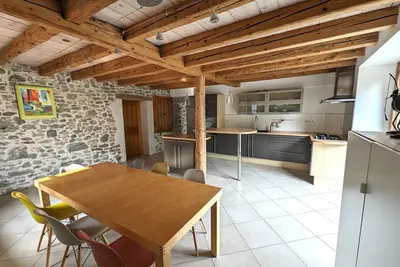 Image de Magnificent renovated farmhouse near Annecy, between lakes and mountains+2 private parkings.