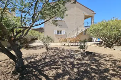 Image de Villa Graziani - Les Mimosas. Studio à 80m de la plage, clim, terrasse parking