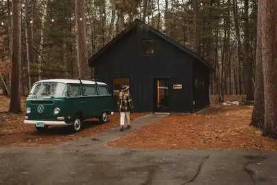Image de Luxury Modern - Juniper Cabin #1 [2bd + 2ba]