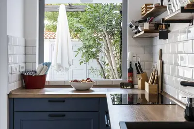 Charming seaside house with home office