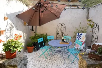Image de Carcassonne and Canal de Midi Romantic Cottage