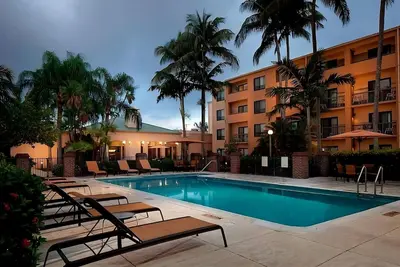 Image de Making The Best Memories Along The Way! with Pool, Near Lake Stevens Park!