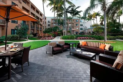 Image de Comfort and Relaxation! with Outdoor Pool, Close to Spanish Lake Park
