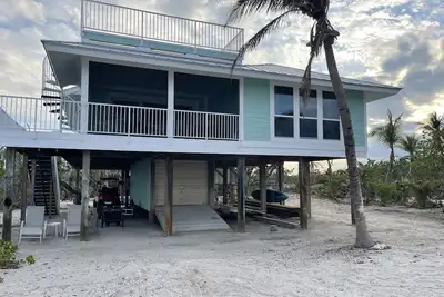 New Listing! ! Dolphin Watch-3 Bedroom Beach Front on North Captiva