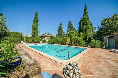 Image de Magnifique Maison En Pierre Avec Piscine Privee 6 Pers