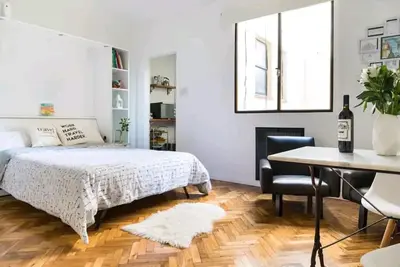 Image de Oasis in ❤️ of Recoleta\nThe Best place to stay and relax. Quiet studio.