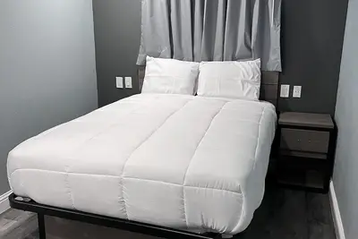 Image de 2 Room Suite - Indoor Pool and Spa - Walk to the Boardwalk - No Cleaning Fee!