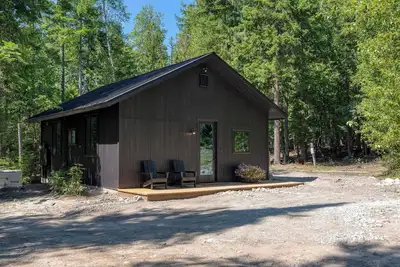 Image de New Secluded Bungalow at Haskill Basin