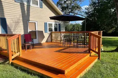 Image de Forest City Farmhouse\n** International Equestrian**\n