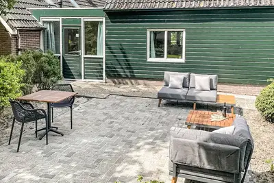 Image de Bel appartement à Schoonloo avec WiFi