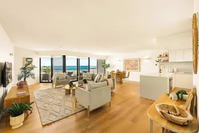 The Rocks Resort 4c S