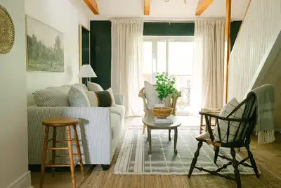 Image de The Black Forest Wiley Loft Suite 3, downtown St. Davids