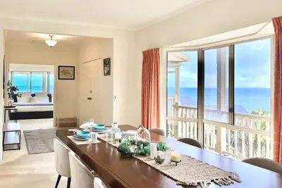 Image de Brilliant Holiday House with Oceanview Near Beach