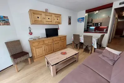 Image de Studio rénové proche pistes avec parking