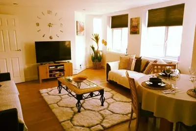 Image de Aston Apartment Double or Twin Room With Garden View