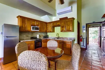 Image de Tbs 38&39 Beachside-Condo Complex-Pool-6 Bedroom