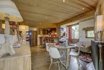 Image de Cosy Duplex avec Terrasse, vue montagne, bord des pistes