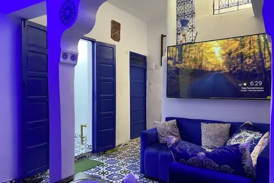 Image de A Small House Composed of two Floors, Close to City Center and Historical Places