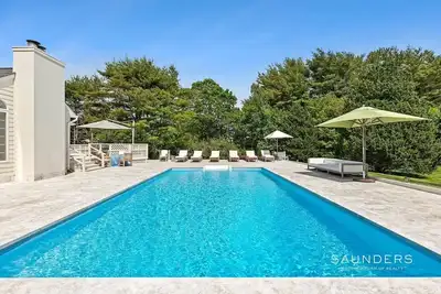 Image de Contemporary Southampton Villa