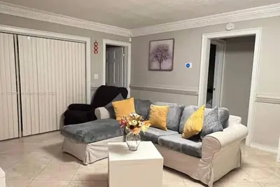 Image de 3br Hollywood Paradise: Private Pool, Patio, Grill