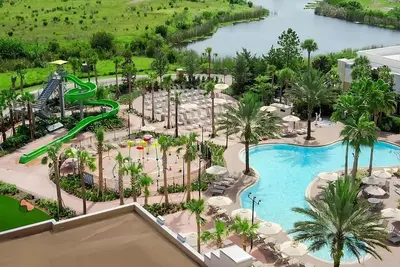 Image de Stay in Heaty of Orlando! 2 Relaxing Units, Full Kitchen, Outdoor Pool!