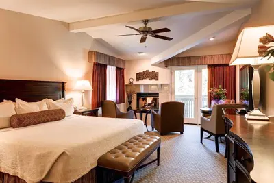 Image de Sitzmark Lodge Bridal Suite
