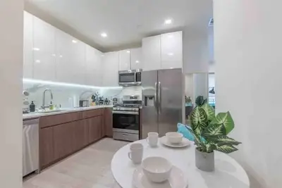 Image de Cozy King Bed Studio! Free Parking, Ame Dream Mall\/Ewr Airpt[Minutes to Nyc]