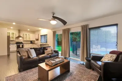 Image de The Charming Home with a Pool
