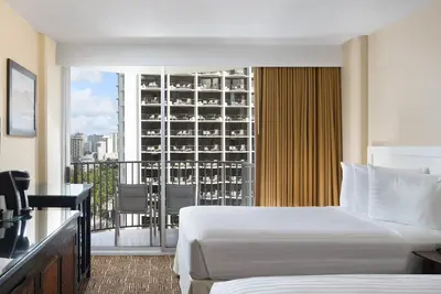 Pleasant Stay, Convenient Location! 4 Convenient Units, Beachfront Property