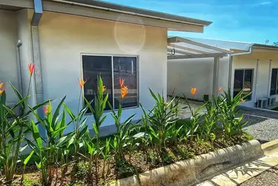 2 Bedroom 2 Bathroom Close to amenities with 2 wheel drive access
