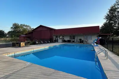 Image de Pool & Pool House Rental