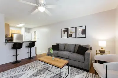 Image de The Cozy Corner Near Downtown