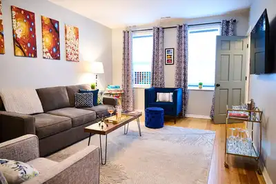 Image de Wicker Park 2-Bdrm Last Minute Deal 99. 00  August 17-21