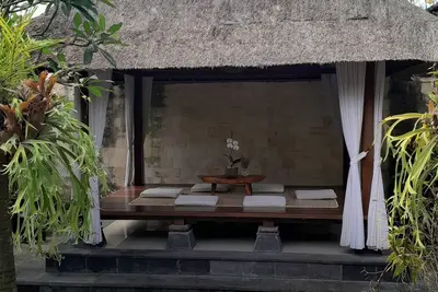 Image de 1 minute to the zoo! 2 Bedroom villa w\/ private pool and gazebo