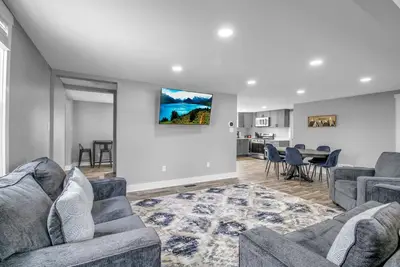 Image de Ellicottville Farmhouse 5 mins to Holiday Valley